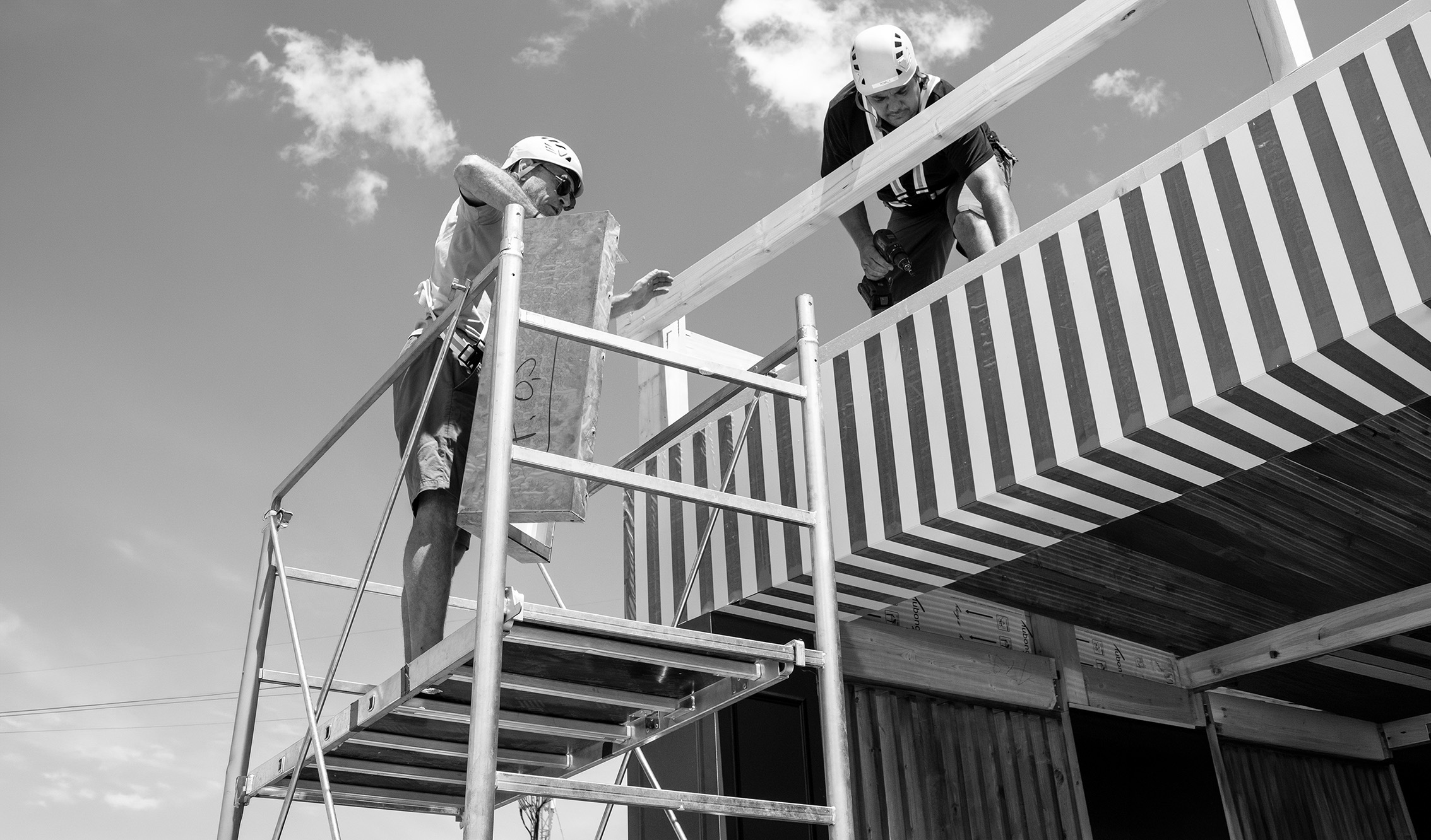 HexagonX production structure being assembled